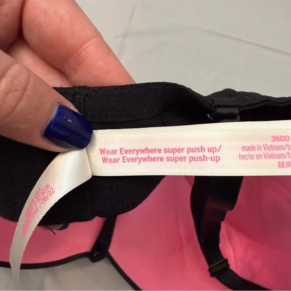 Victoria's Secret Black wear everywhere super push up bra size 36DD - Picture 6 of 6